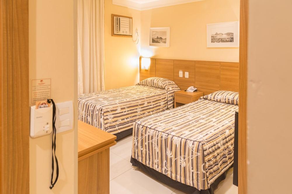 Hotel Atlântico Business Centro 4*